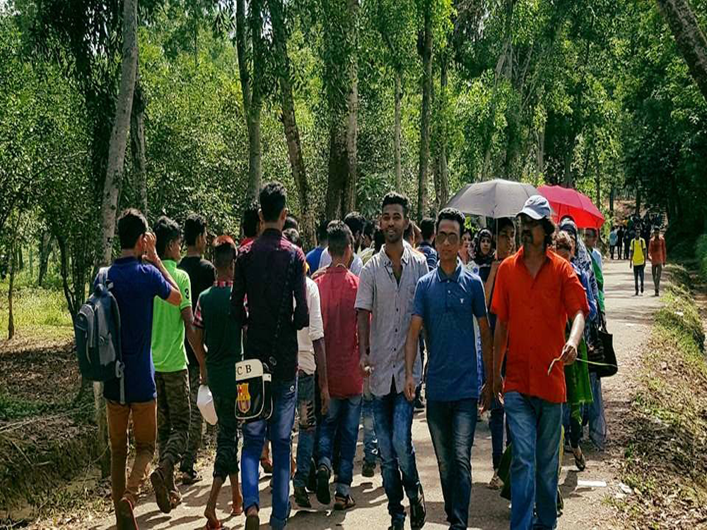 পর্যটন কেন্দ্র লাউয়াছড়া জাতীয় উদ্যান